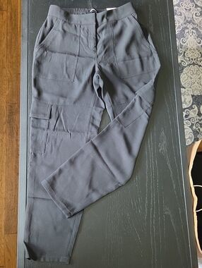Express Ankle Mid-Rise Pants in Black